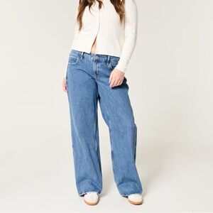 ✨Hollister Low Rise Medium Wash Baggy Jeans